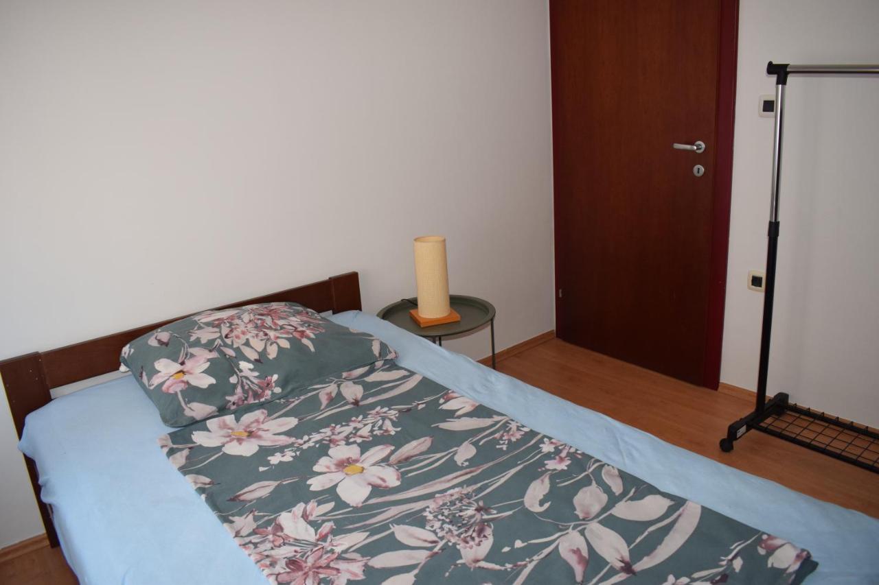 Esperanza Apartment Pula Zewnętrze zdjęcie